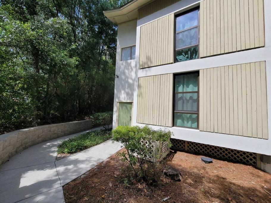 Contemporary Bliss-Newly Renovated Cozy Villa Hilton Head Island Exterior photo