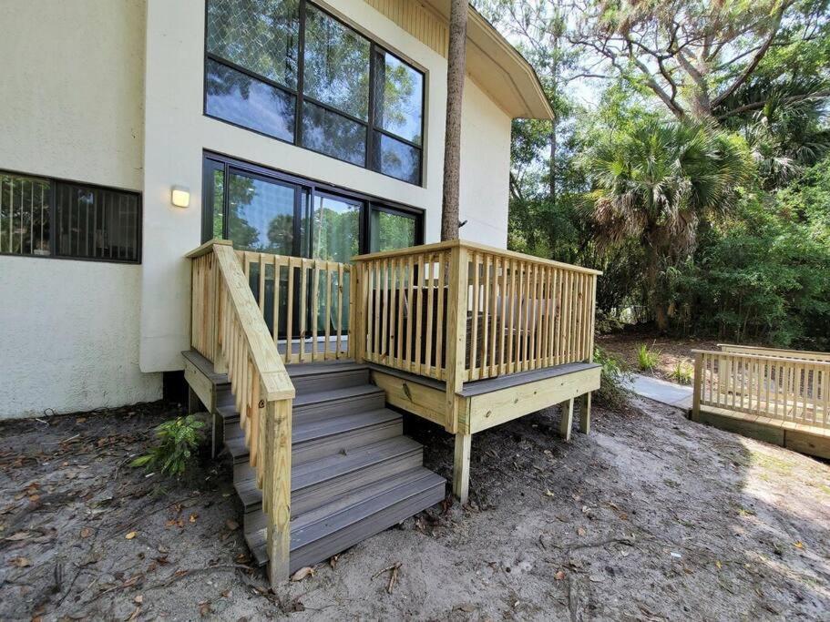 Contemporary Bliss-Newly Renovated Cozy Villa Hilton Head Island Exterior photo